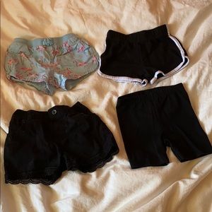 Lot of shorts size 2t
